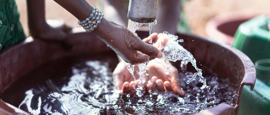 How Your Small Businesses Can Give Back to Your Community and Make an Impact